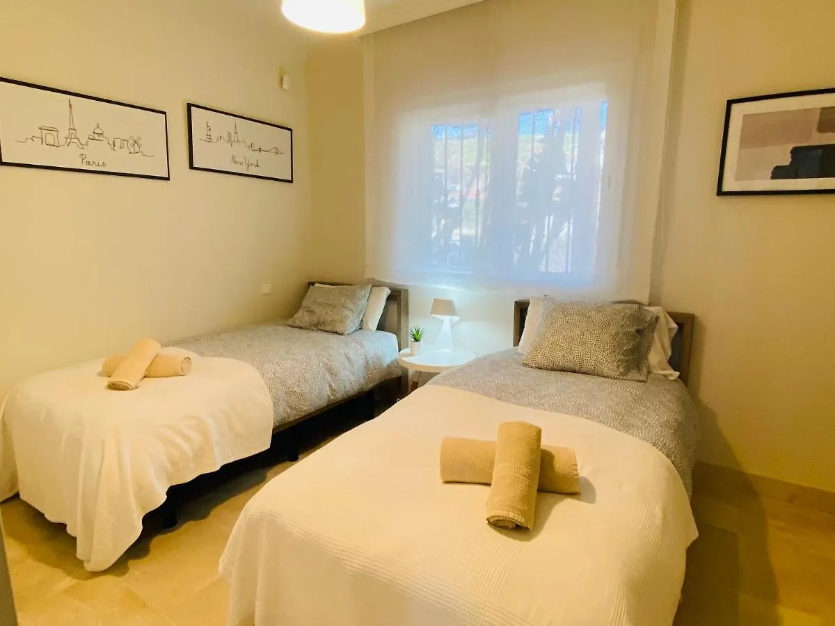 D9 Espectacular Y Moderno Apartamento En Primera Linea - Estepona - Sinfonia Del Mar 0*,  Španělsko